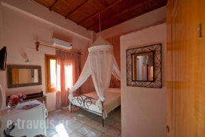 Katerina Traditional Rooms_accommodation_in_Room_Crete_Chania_Chania City